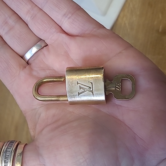 Fabulous chunky vintage chain choker necklace 18 in with lock & key 322 - Picture 6 of 12